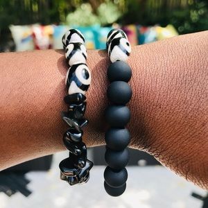 Black chipped on ya and matte black bracelet set
